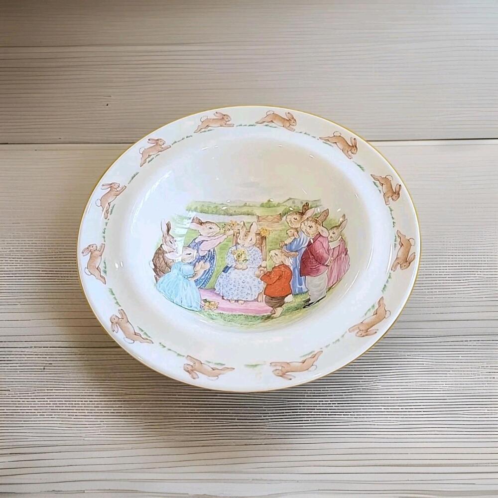 Bunnykins 1988 Royal Doulton Bowl 6.5" diameter Bone China England